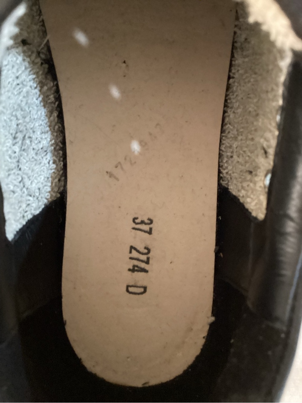 Golden Goose
Soul Star sequined leather sneakers - Picture 13 of 15